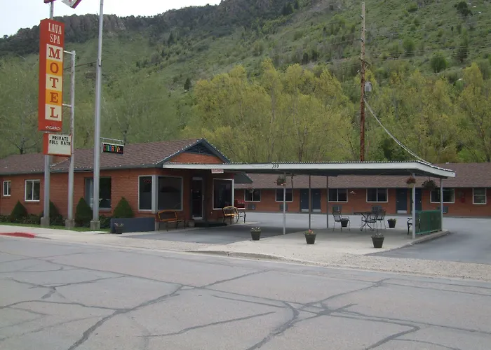 Lava Spa Motel & Rv